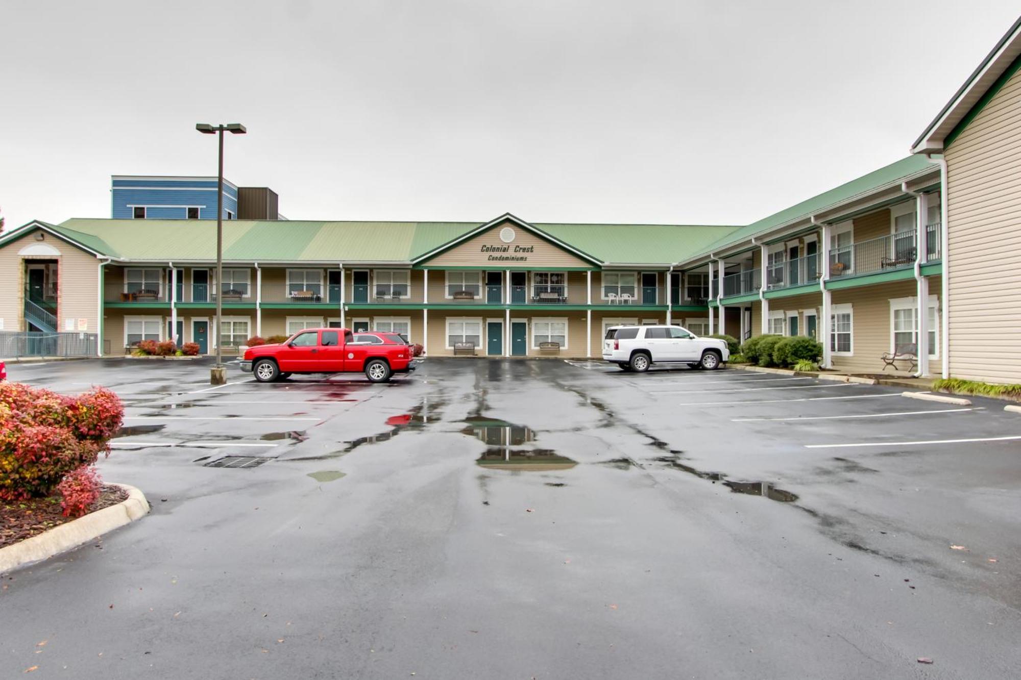 Parkway Condo About Walk To Island In Pigeon Forge! 외부 사진